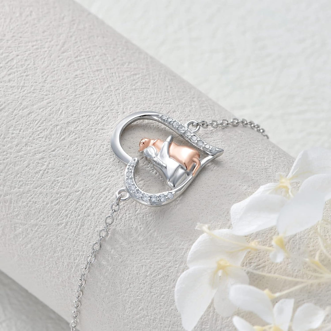 Urocza bransoletka w kształcie uścisku