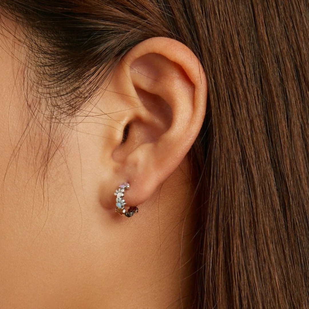 Kolczyki koła ze srebra z kolorowymi łapkami