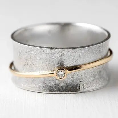 Maria™ | Srebrny pierścionek z linią złota i cyrkonią